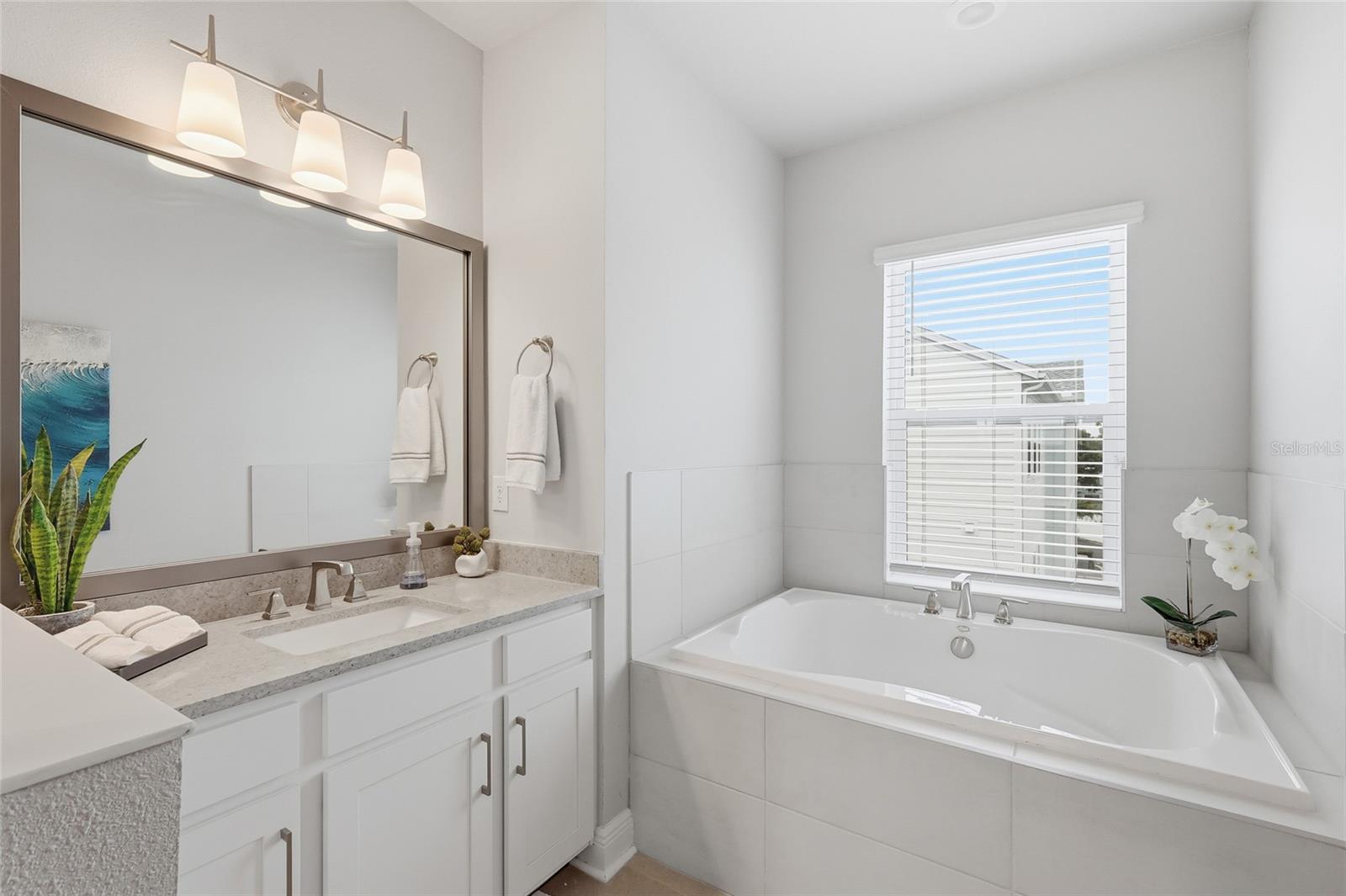 Image 17 of 39 For 389 Gowdy Road