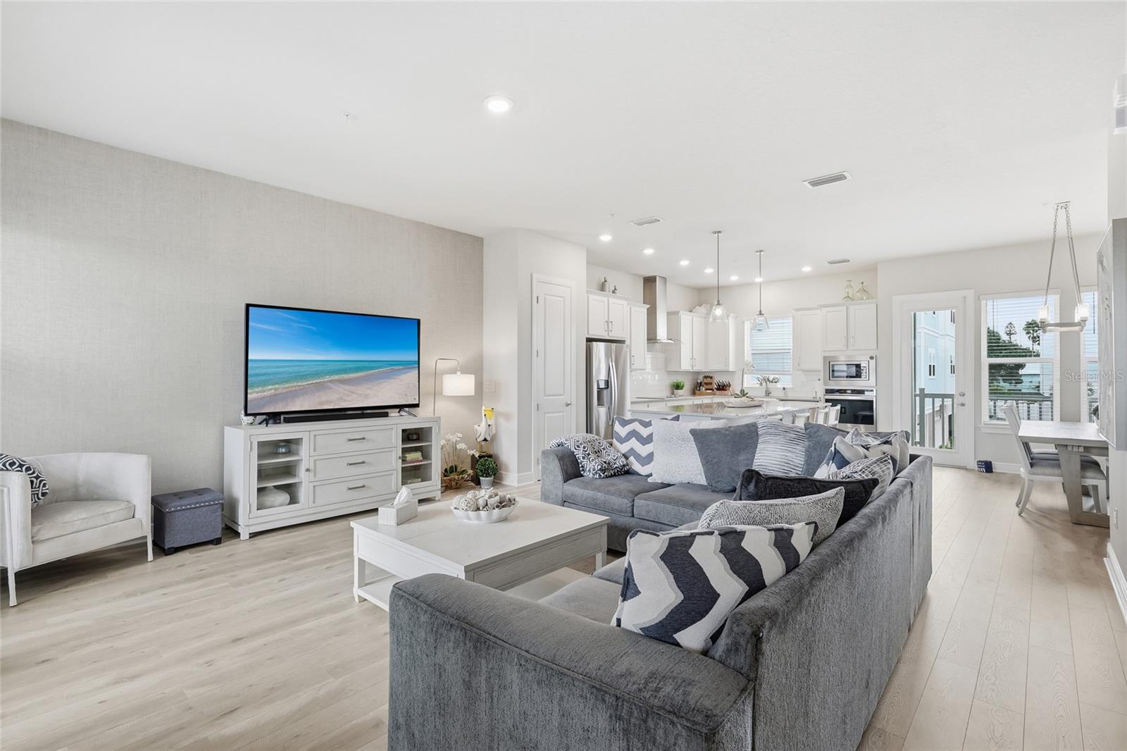 Image 5 of 39 For 389 Gowdy Road