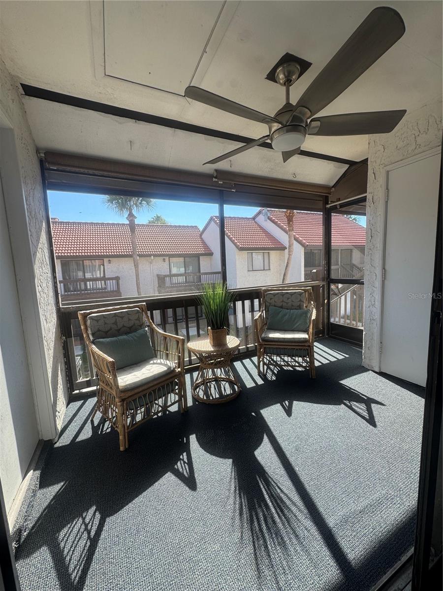 Image 13 of 33 For 1634 Stickney Point Road 1634-201