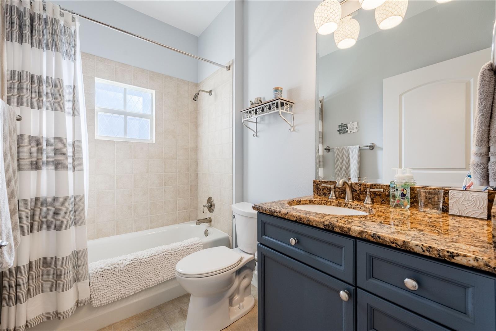 Image 24 of 47 For 23301 Collina Way 124