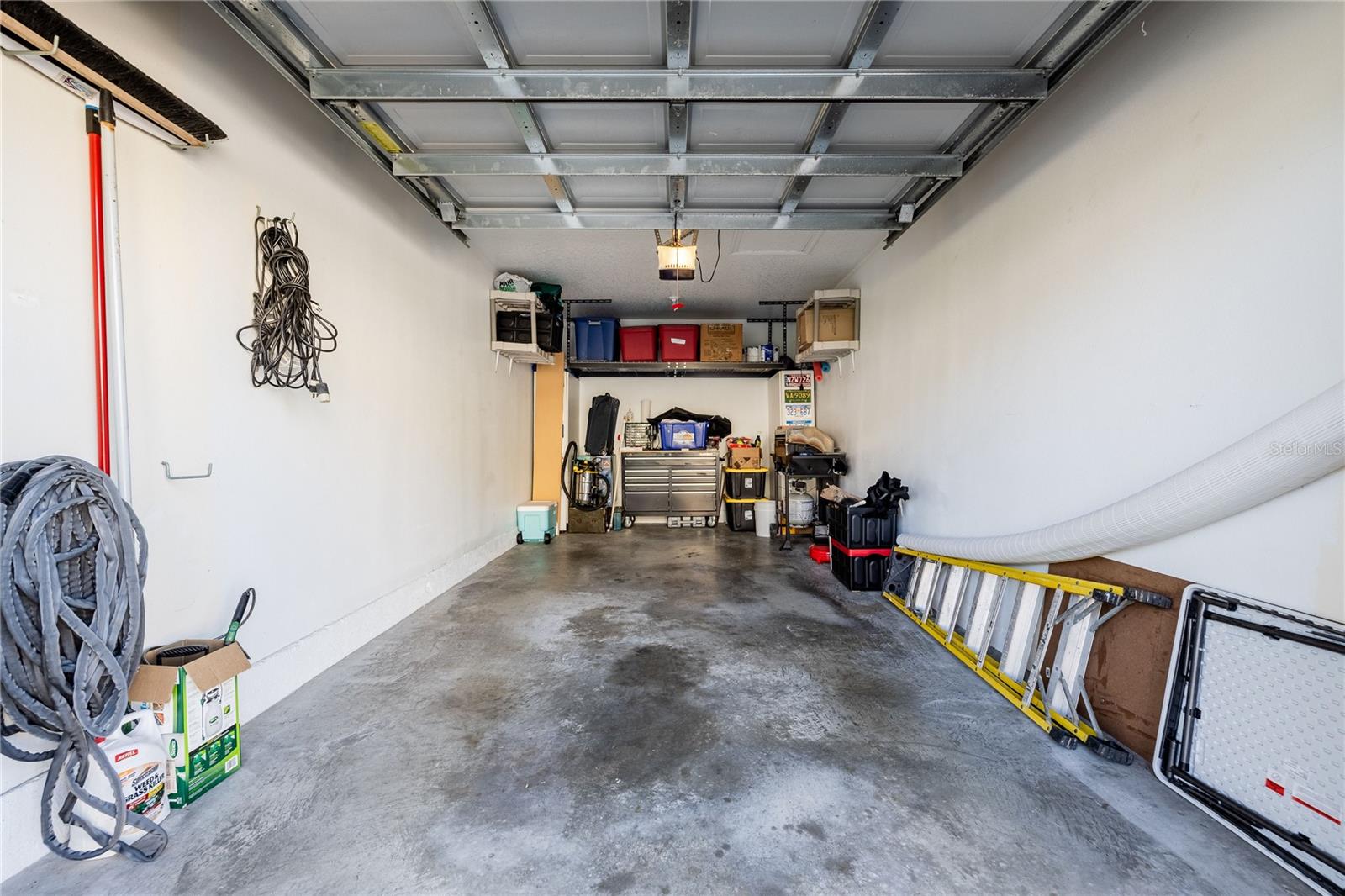 Image 28 of 47 For 23301 Collina Way 124