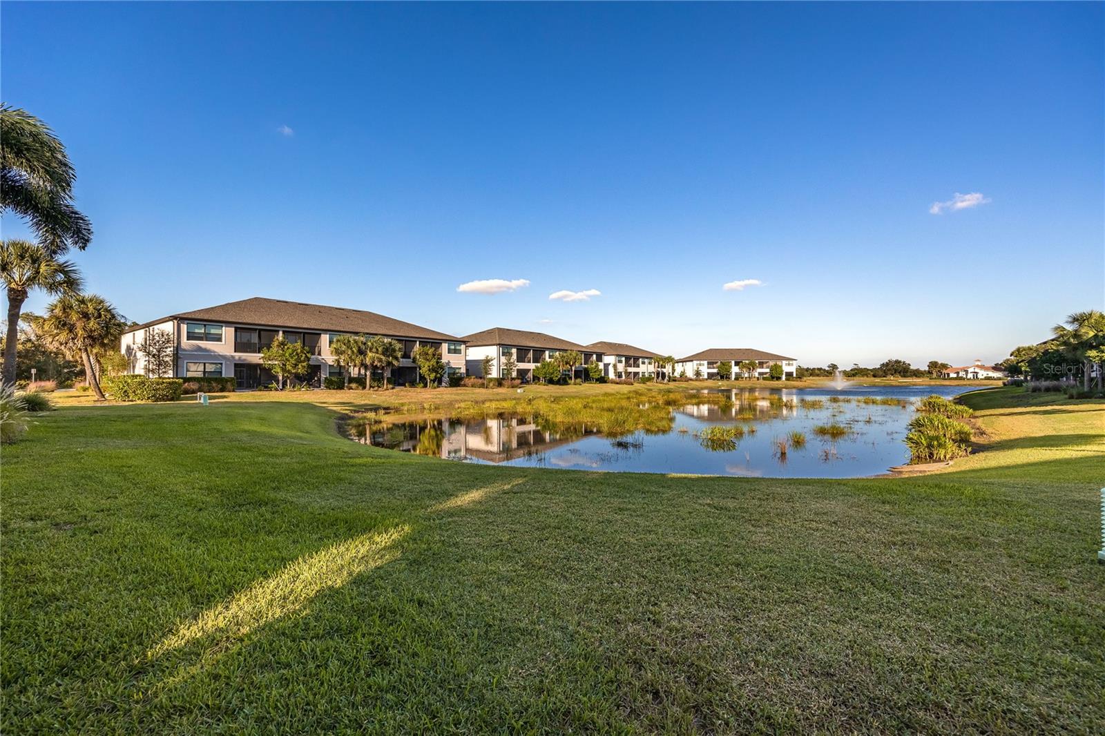 Image 32 of 47 For 23301 Collina Way 124