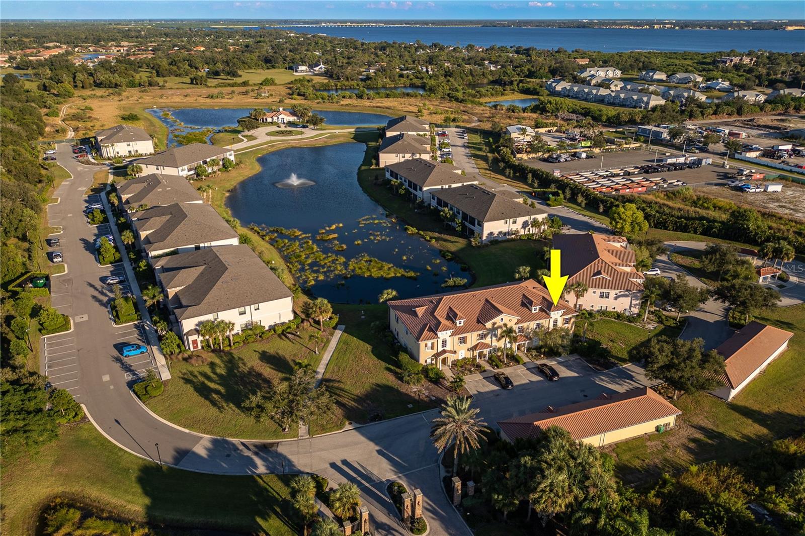 Image 33 of 47 For 23301 Collina Way 124