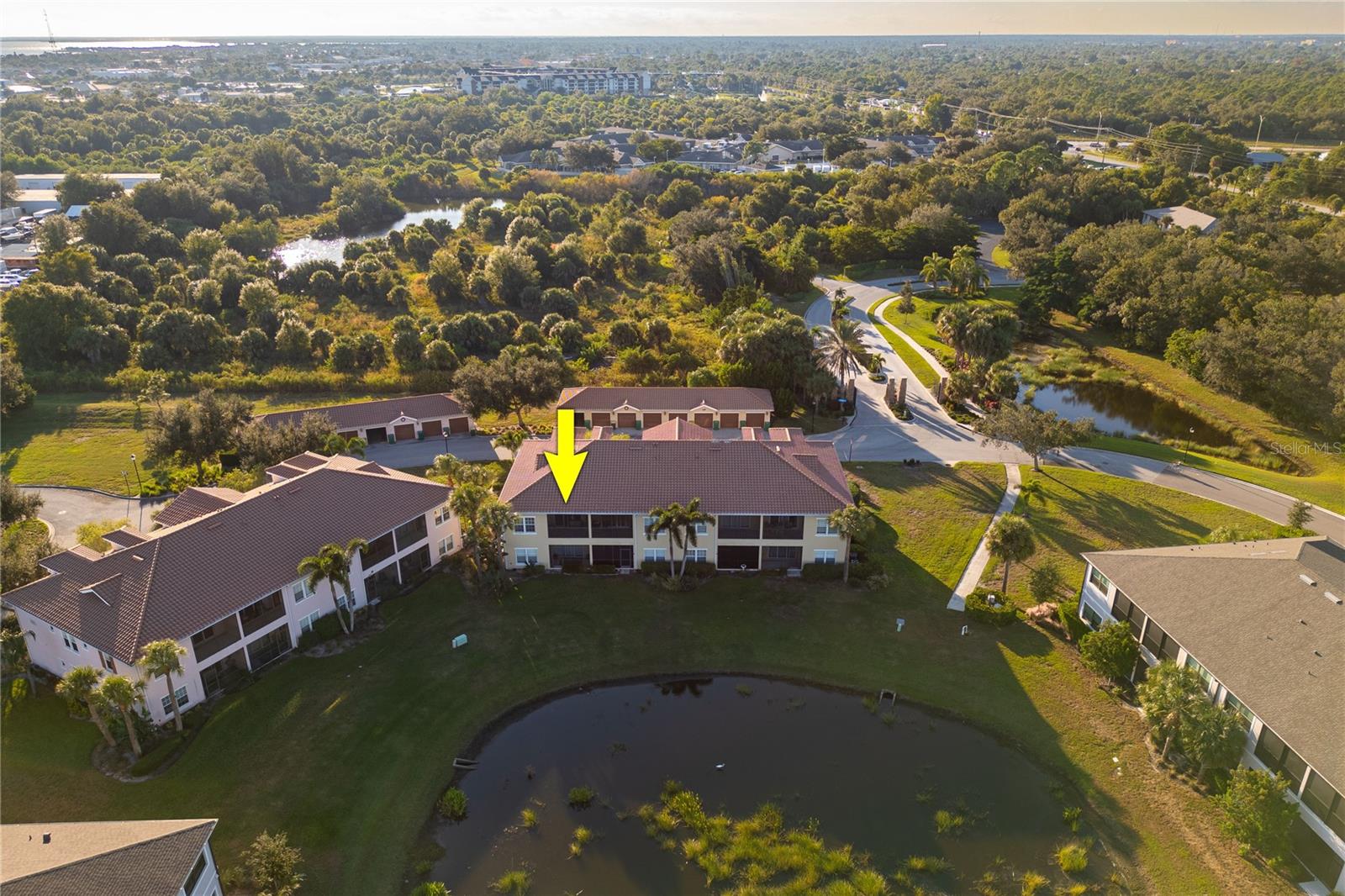 Image 34 of 47 For 23301 Collina Way 124