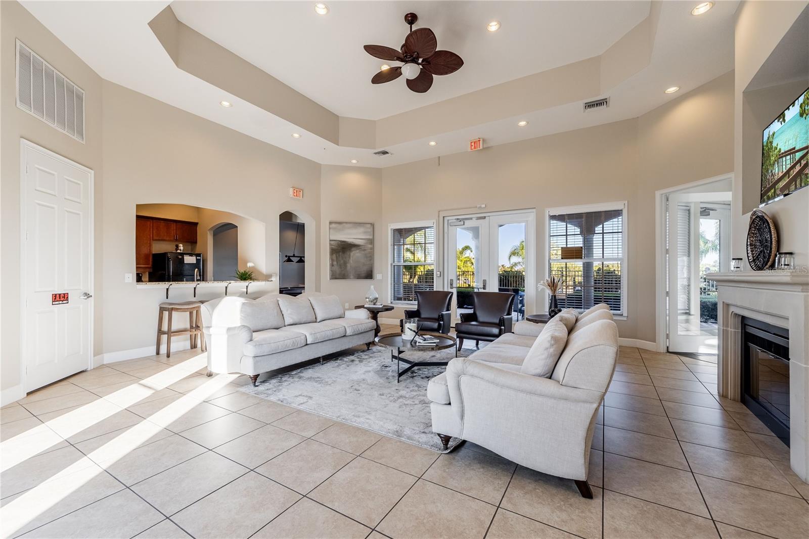 Image 38 of 47 For 23301 Collina Way 124