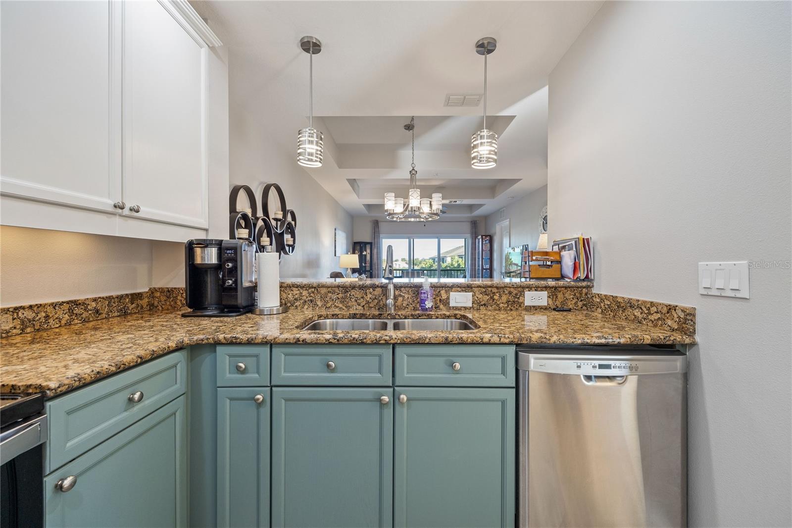 Image 7 of 47 For 23301 Collina Way 124