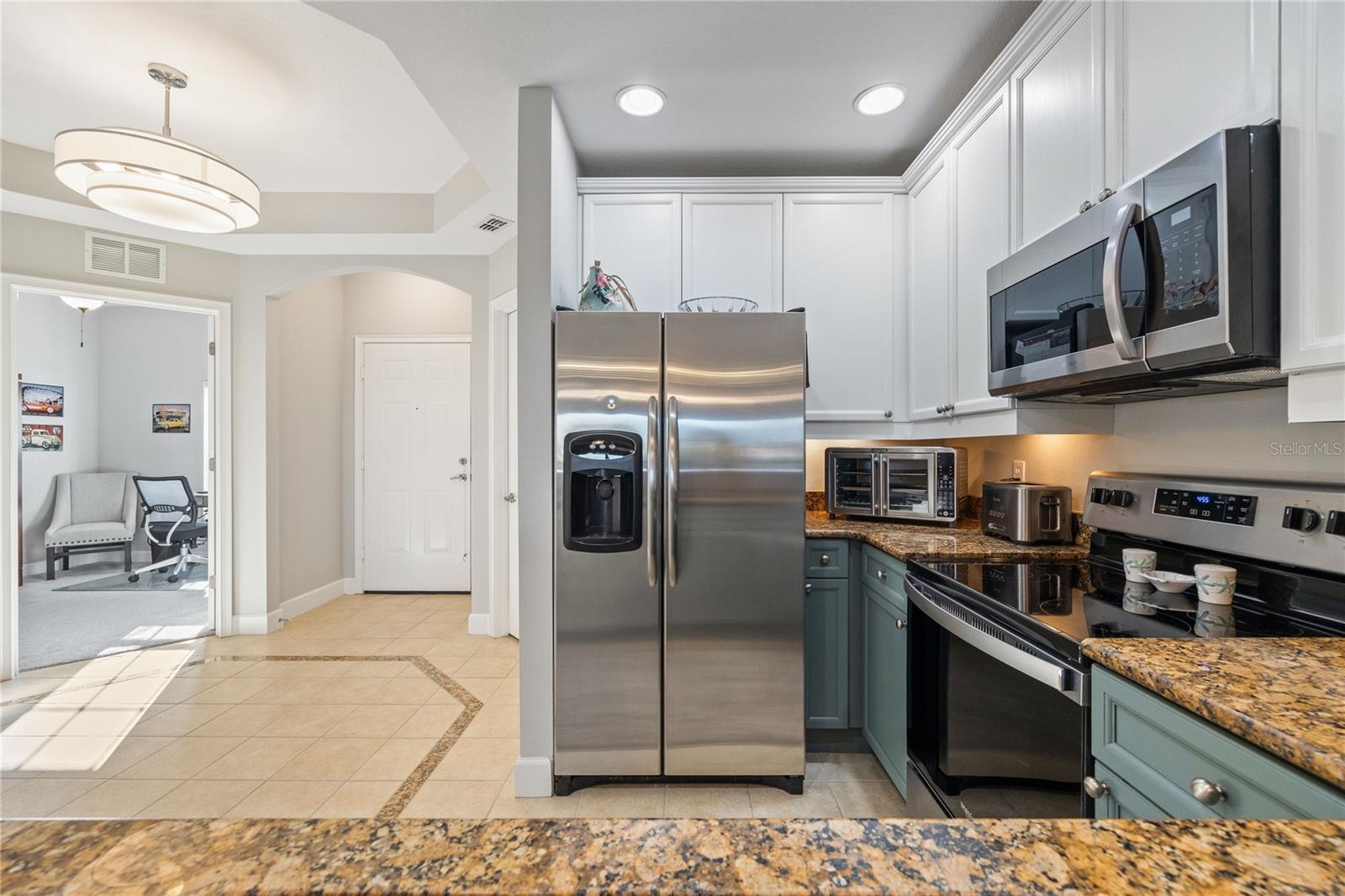 Image 8 of 47 For 23301 Collina Way 124