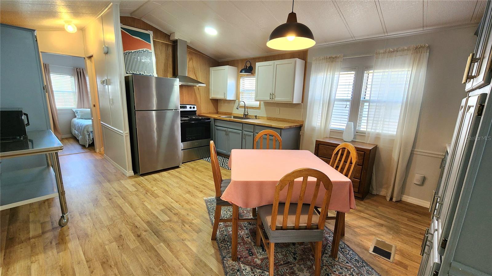 Image 11 of 48 For 3333 26th Avenue E 1090