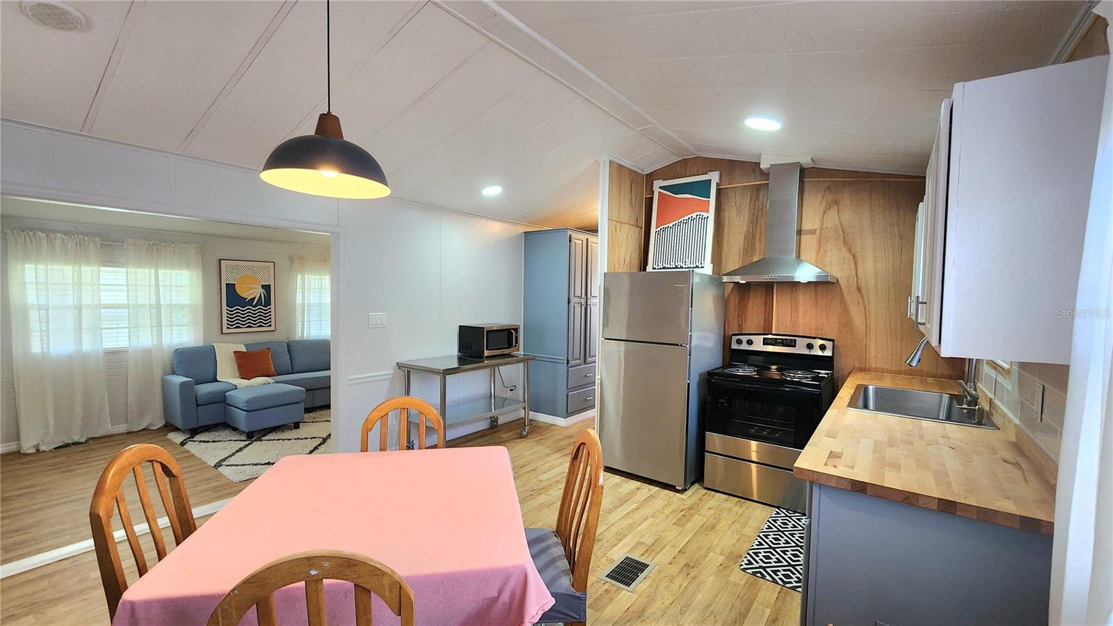 Image 12 of 48 For 3333 26th Avenue E 1090