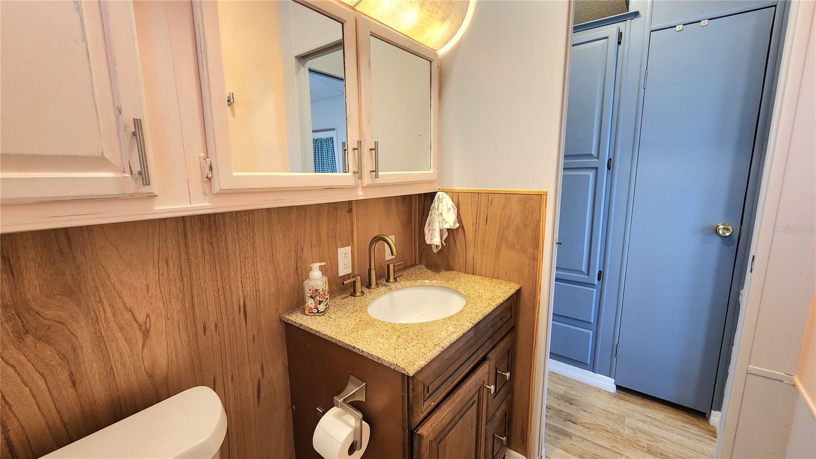 Image 21 of 48 For 3333 26th Avenue E 1090