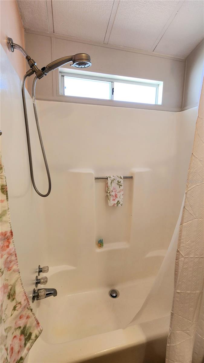 Image 23 of 48 For 3333 26th Avenue E 1090