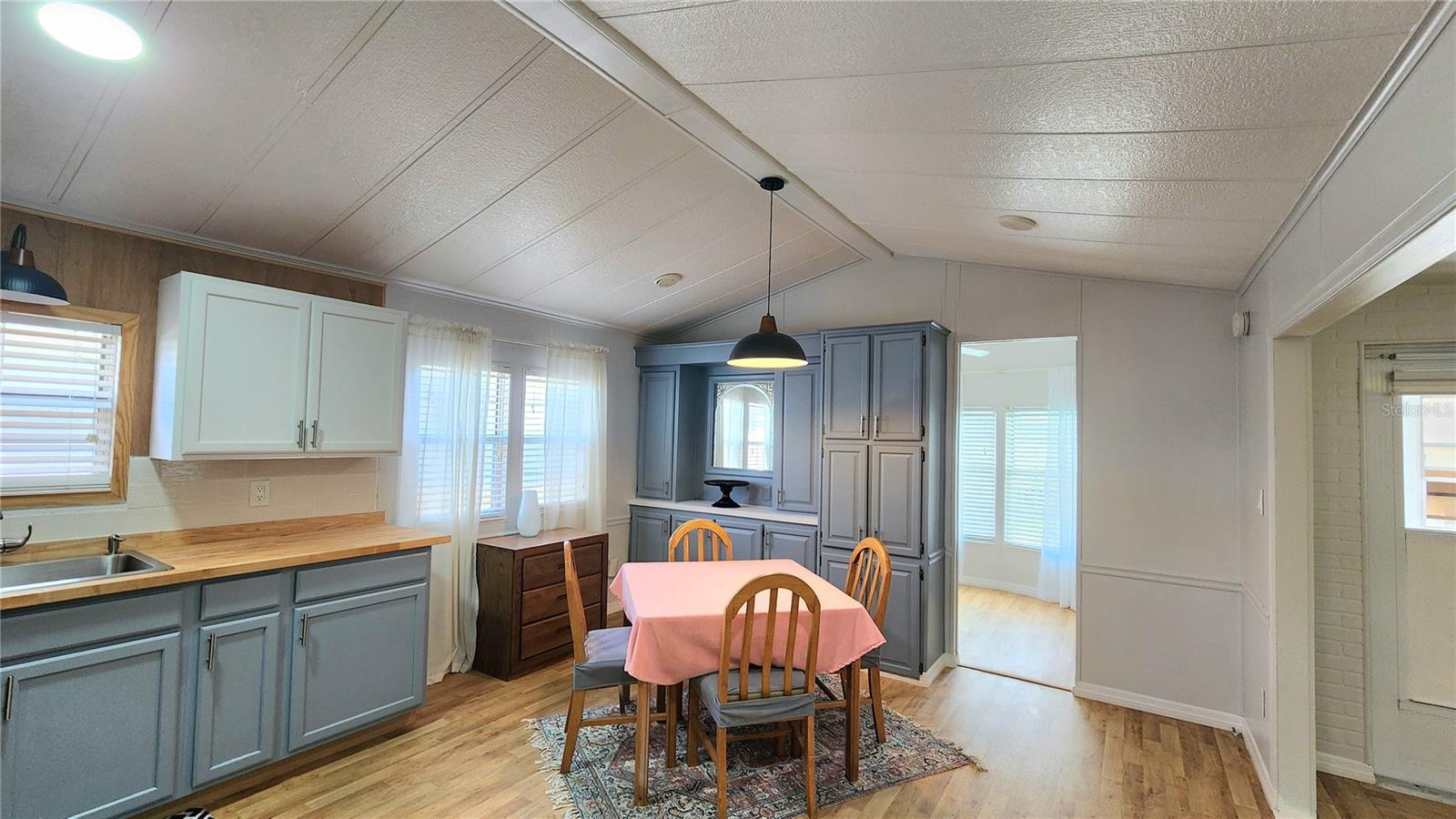 Image 24 of 48 For 3333 26th Avenue E 1090