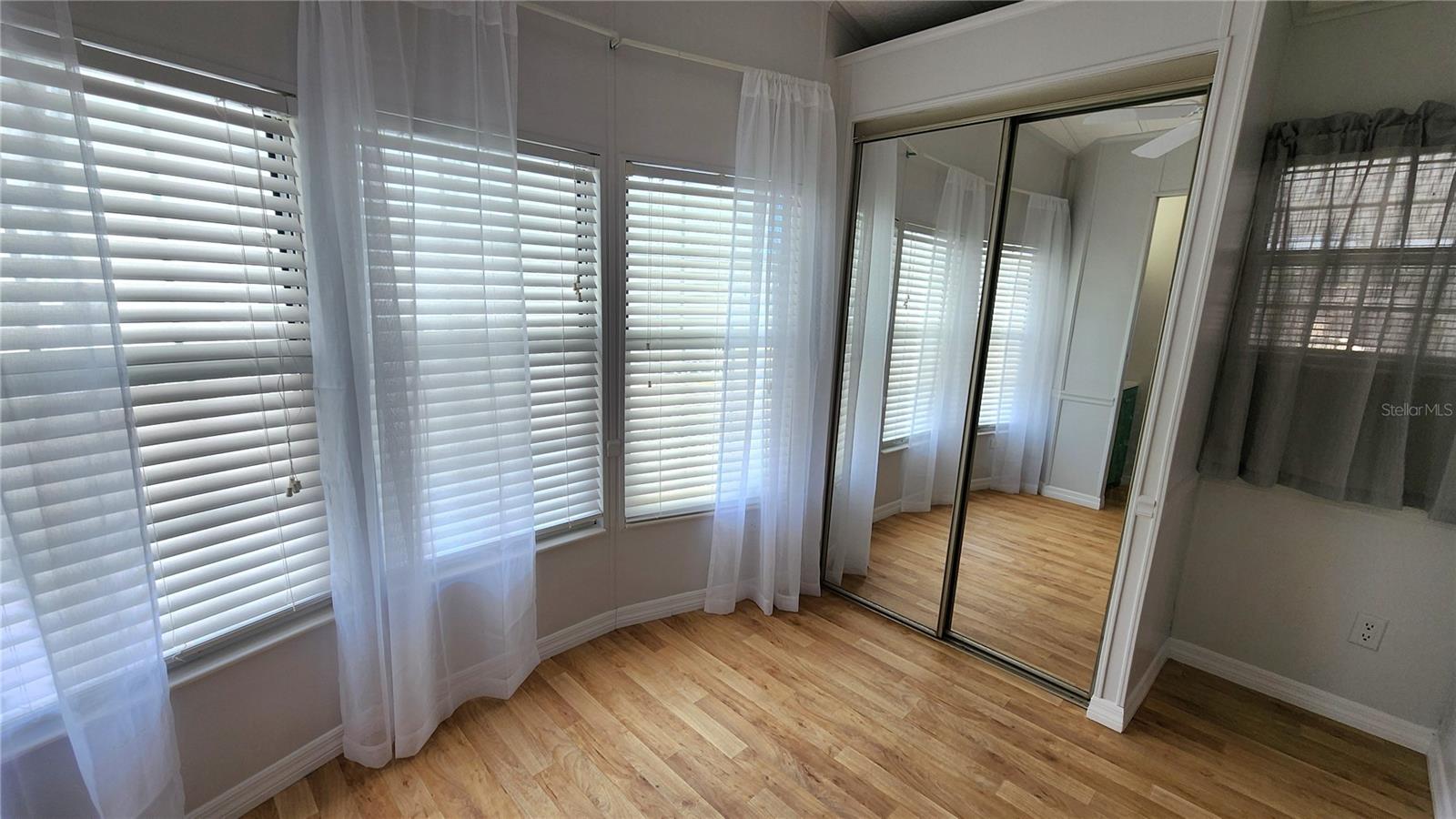 Image 27 of 48 For 3333 26th Avenue E 1090