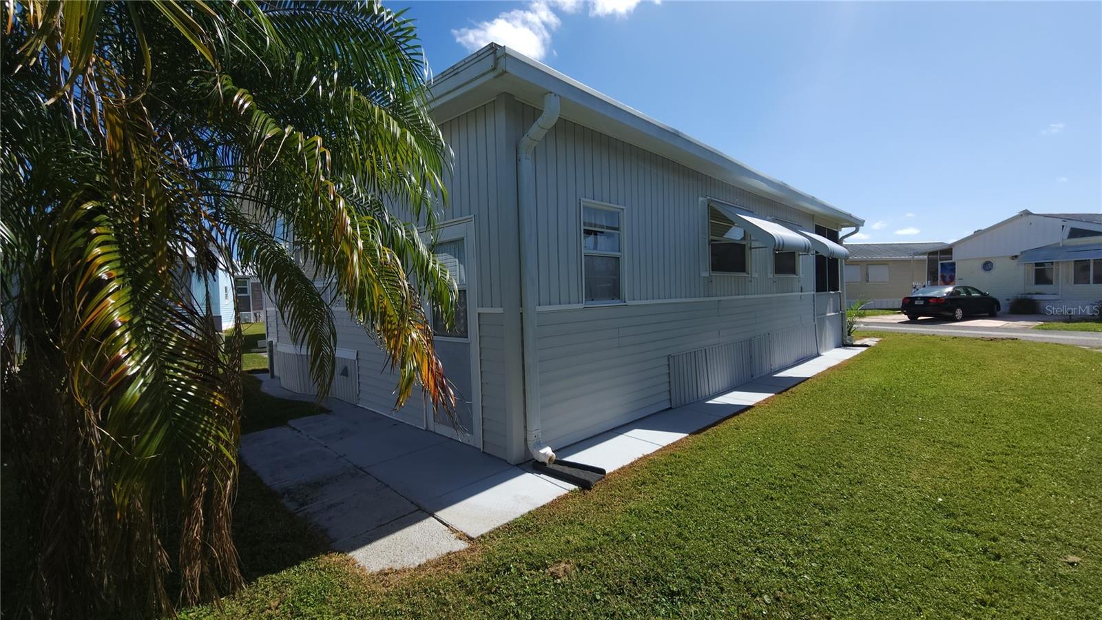 Image 36 of 48 For 3333 26th Avenue E 1090