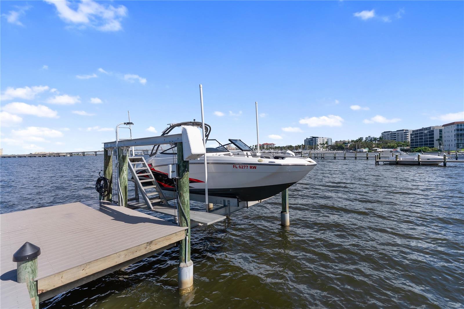 Image 27 of 75 For 1710 Point Pleasant Avenue W