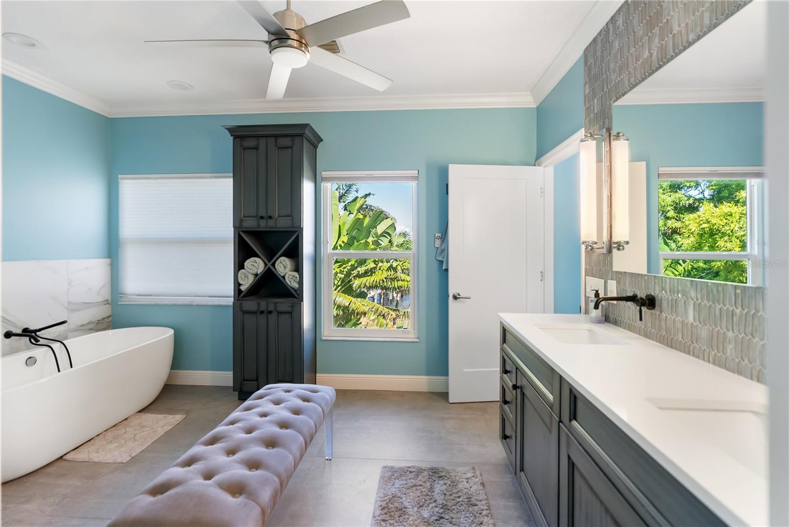 Image 41 of 75 For 1710 Point Pleasant Avenue W