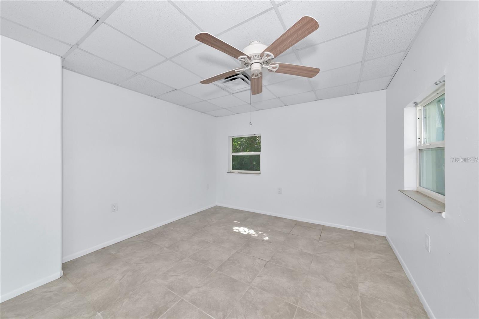 Image 6 of 11 For 4819 Wecoma Avenue B