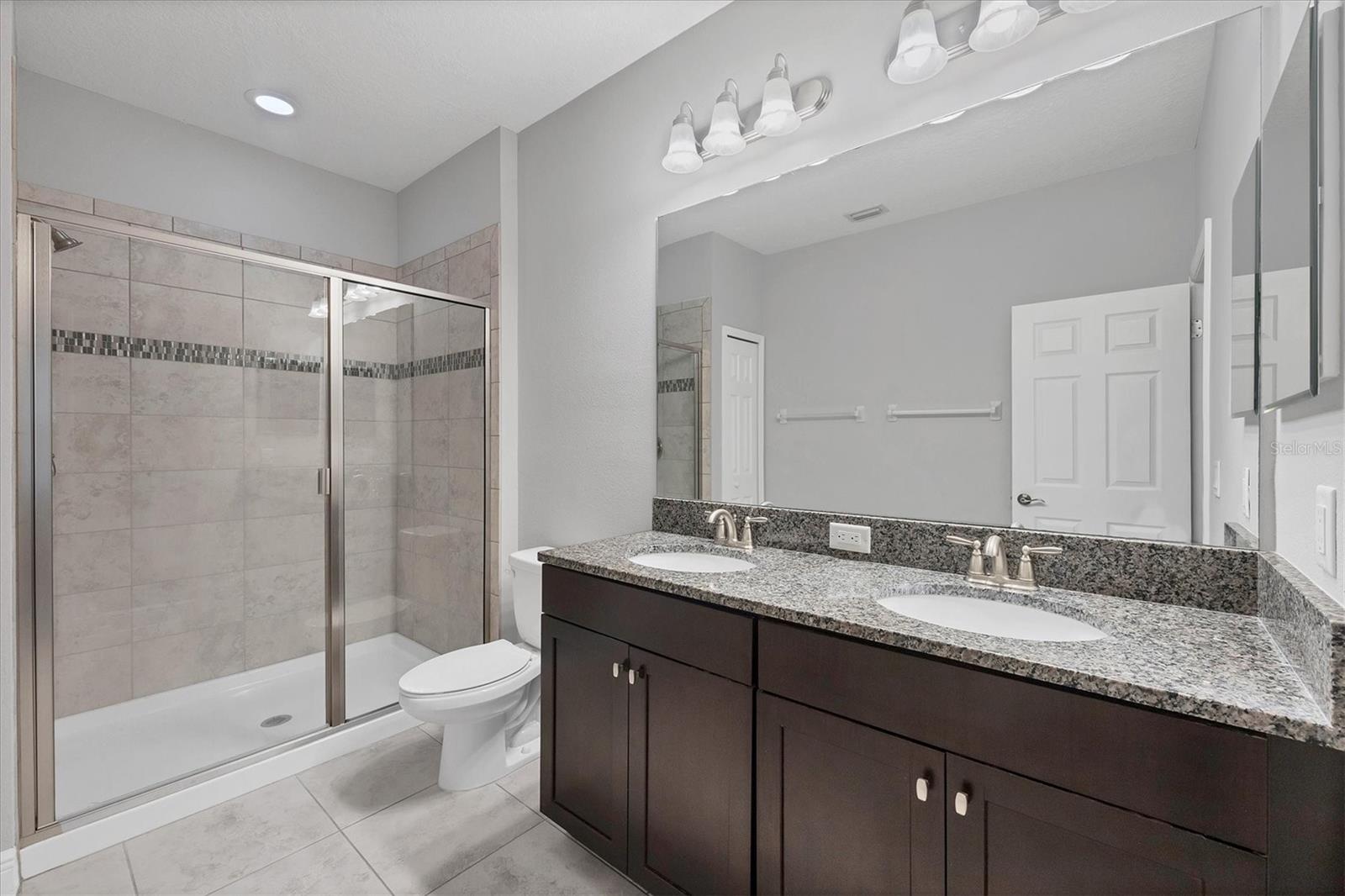 Image 27 of 46 For 7826 52nd Terrace E