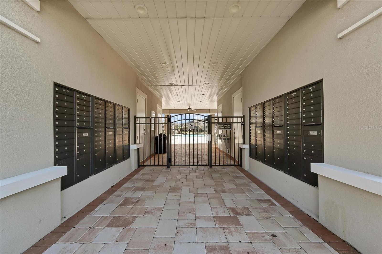 Image 41 of 46 For 7826 52nd Terrace E