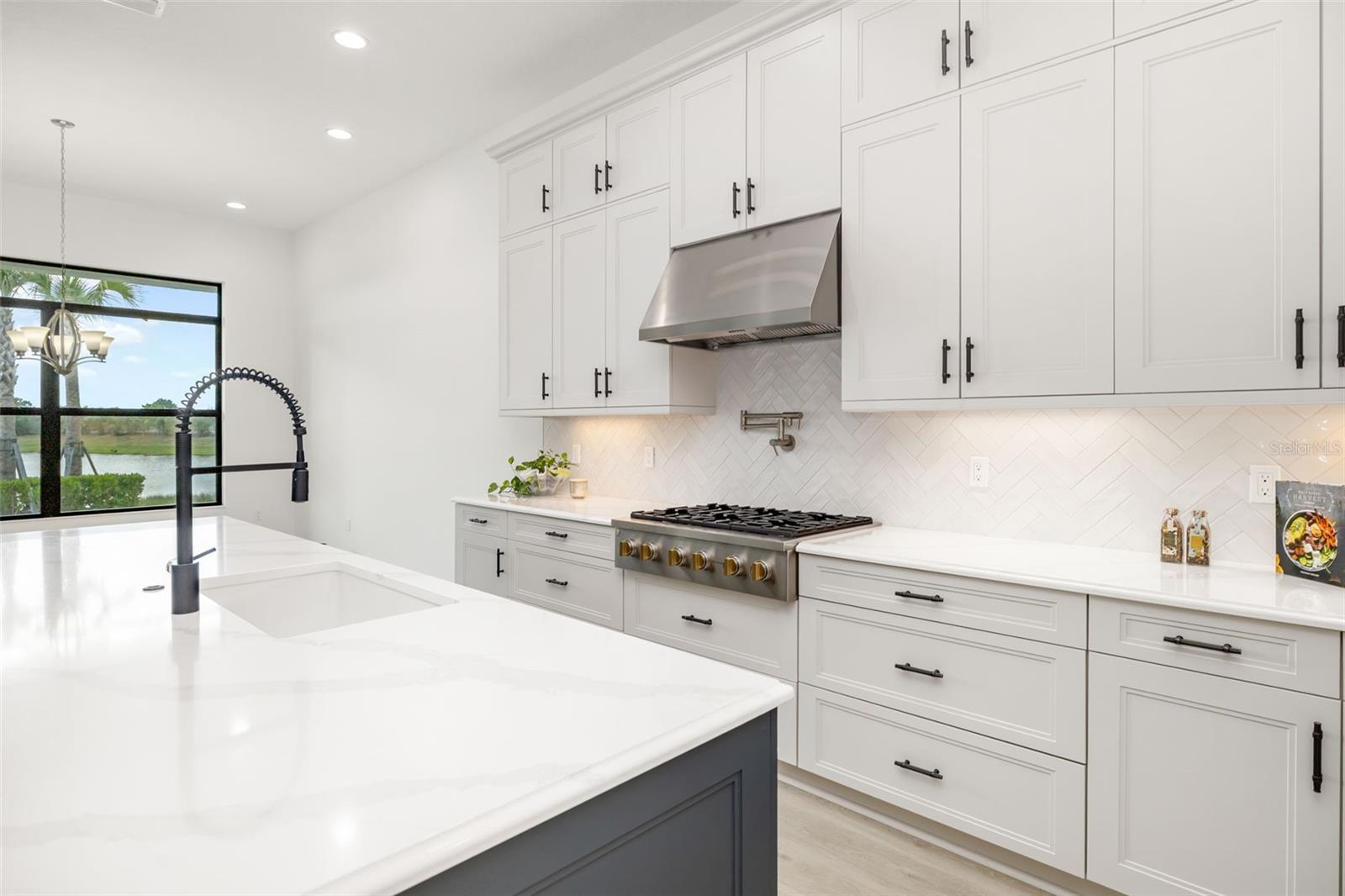 Image 16 of 47 For 4517 Mondrian Court