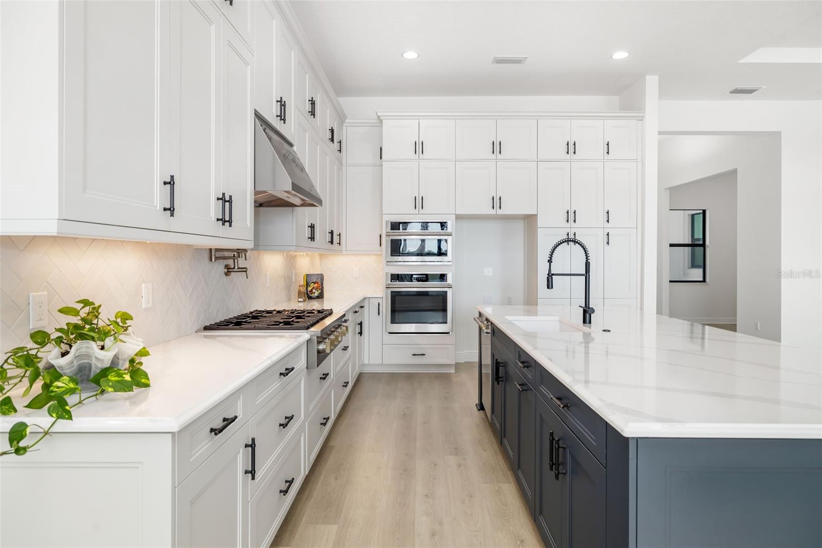 Image 18 of 47 For 4517 Mondrian Court