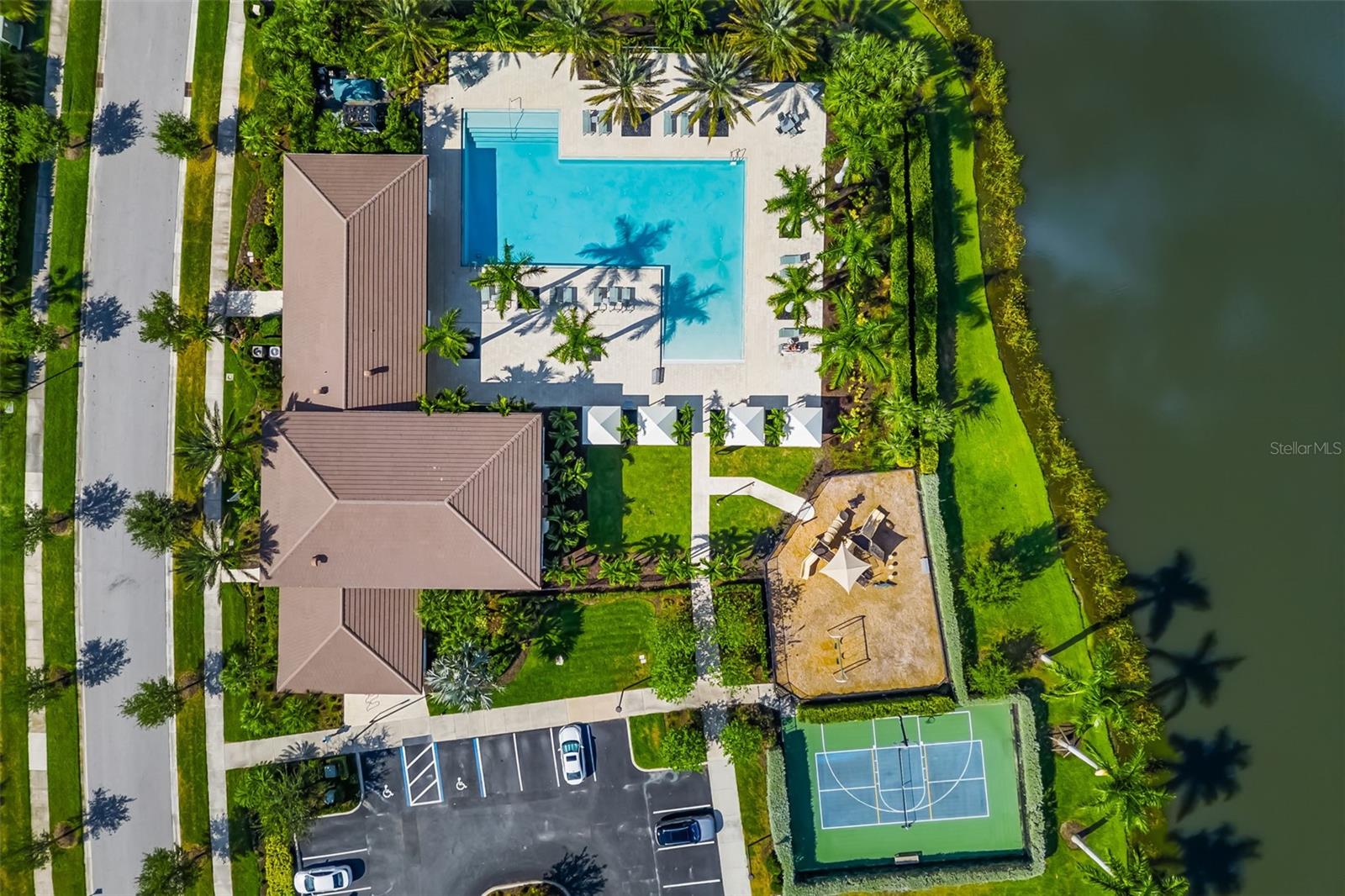 Image 40 of 47 For 4517 Mondrian Court