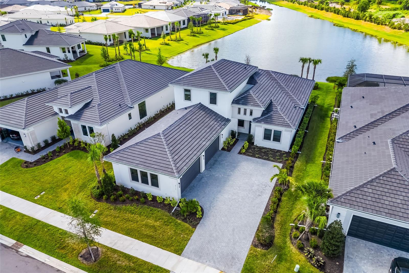 Image 9 of 47 For 4517 Mondrian Court