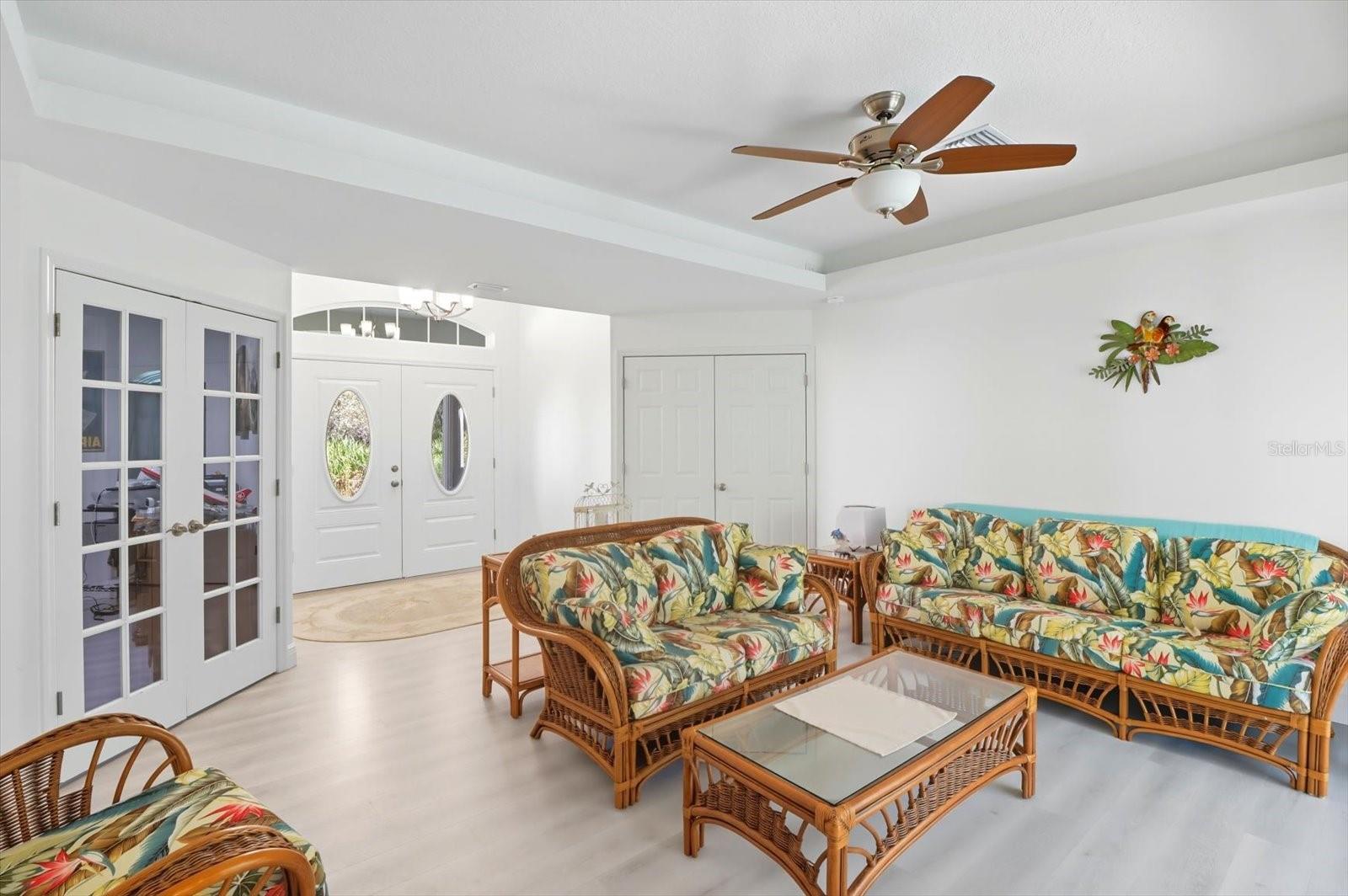 Image 10 of 43 For 5032 Crossgate Point