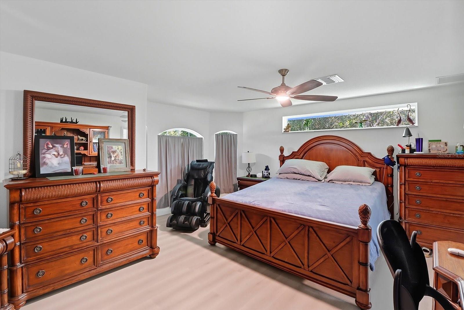 Image 23 of 43 For 5032 Crossgate Point