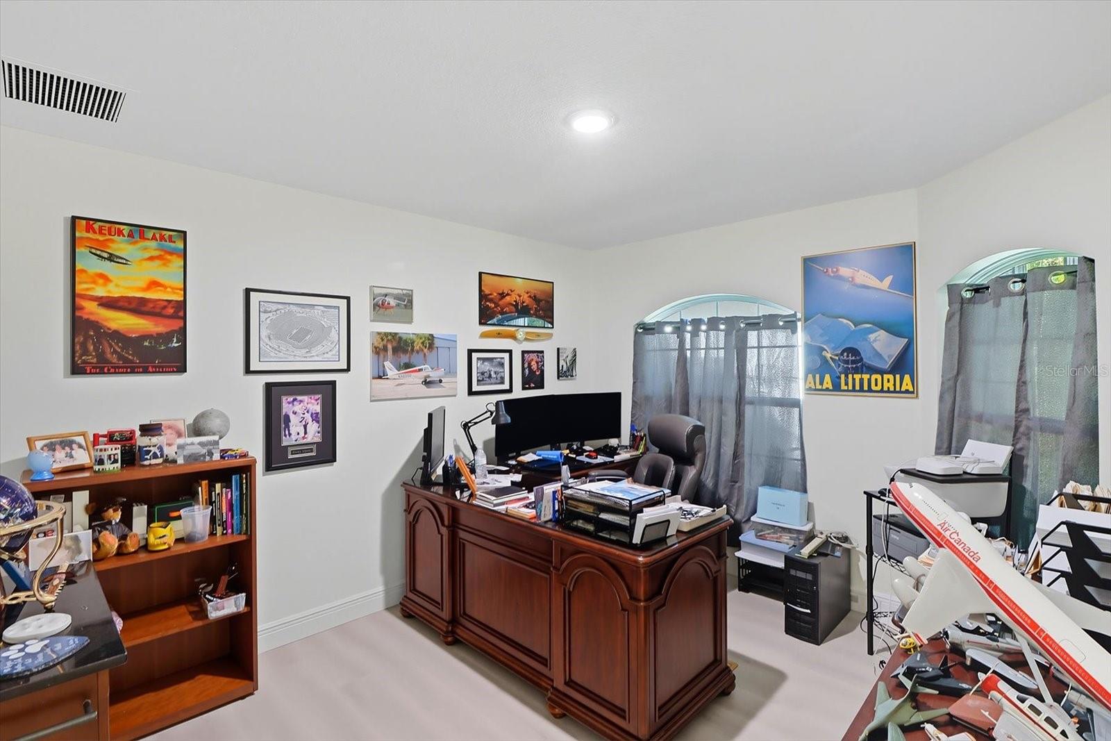 Image 29 of 43 For 5032 Crossgate Point