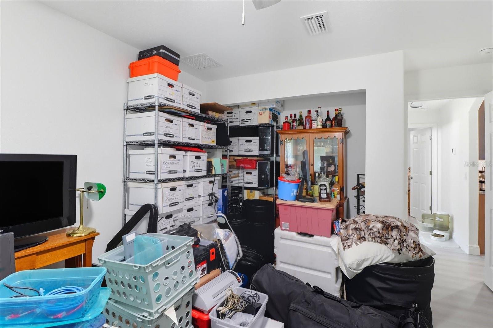 Image 38 of 43 For 5032 Crossgate Point