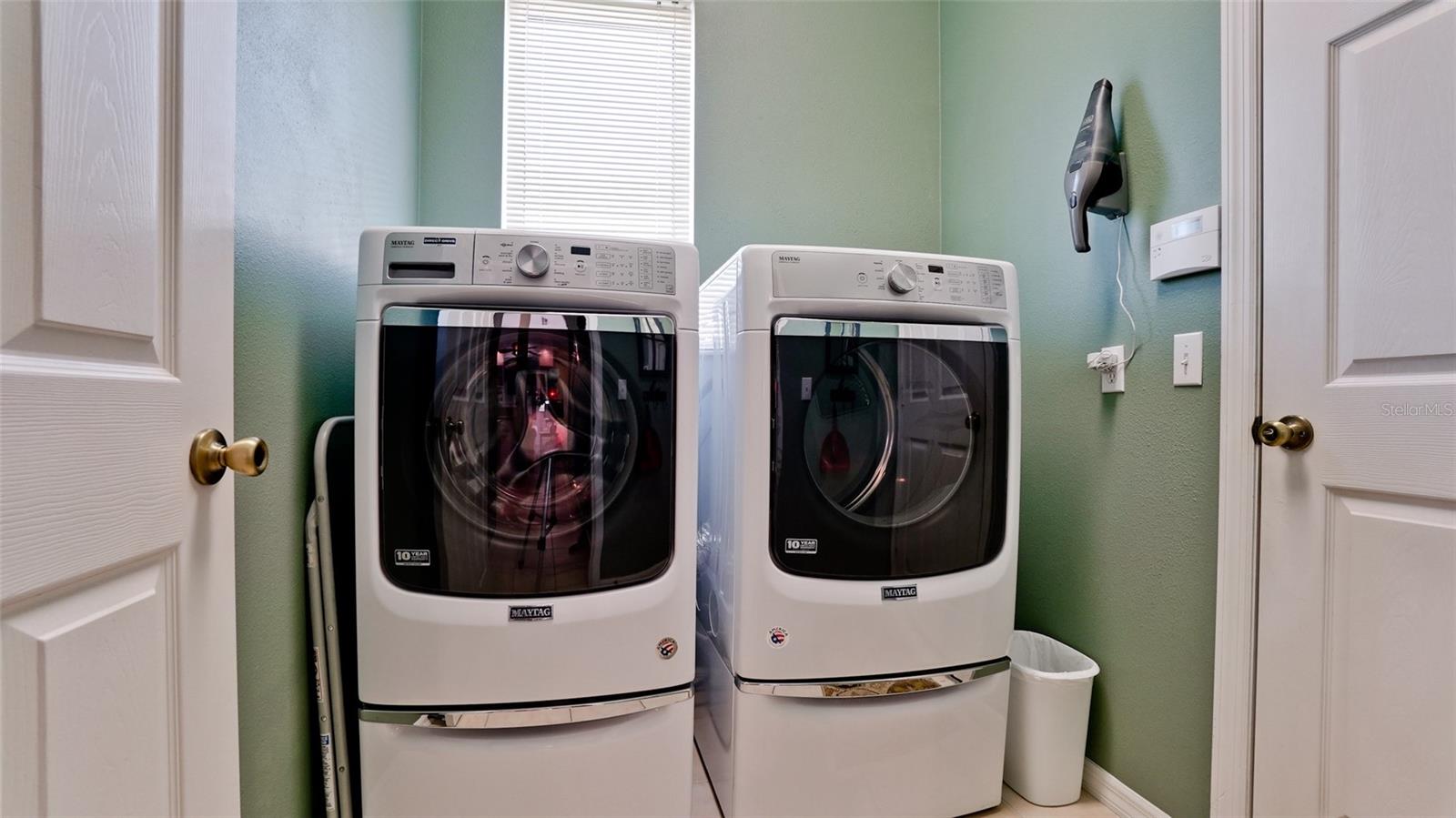 Image 17 of 52 For 5414 52nd Avenue W