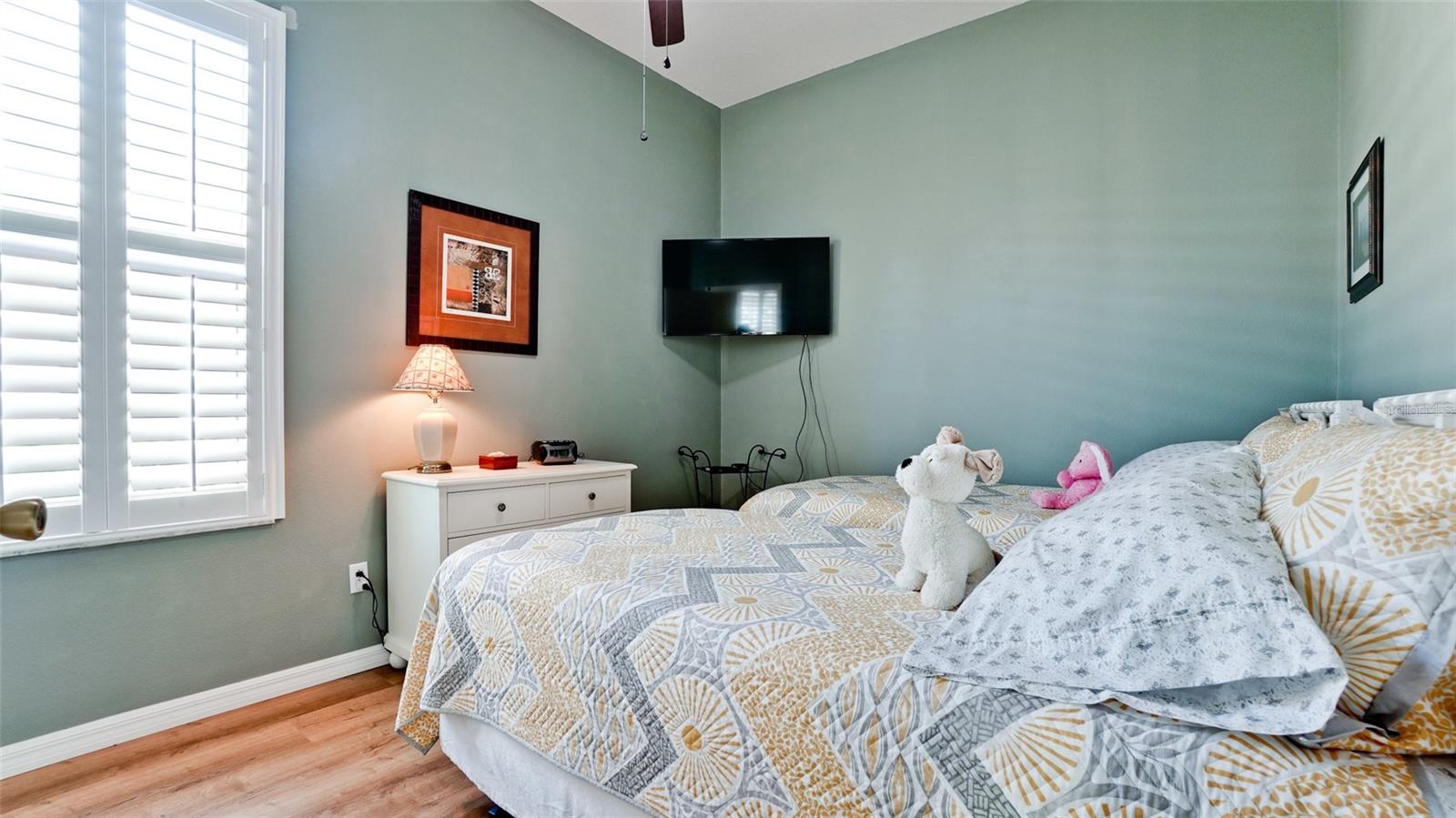 Image 28 of 52 For 5414 52nd Avenue W