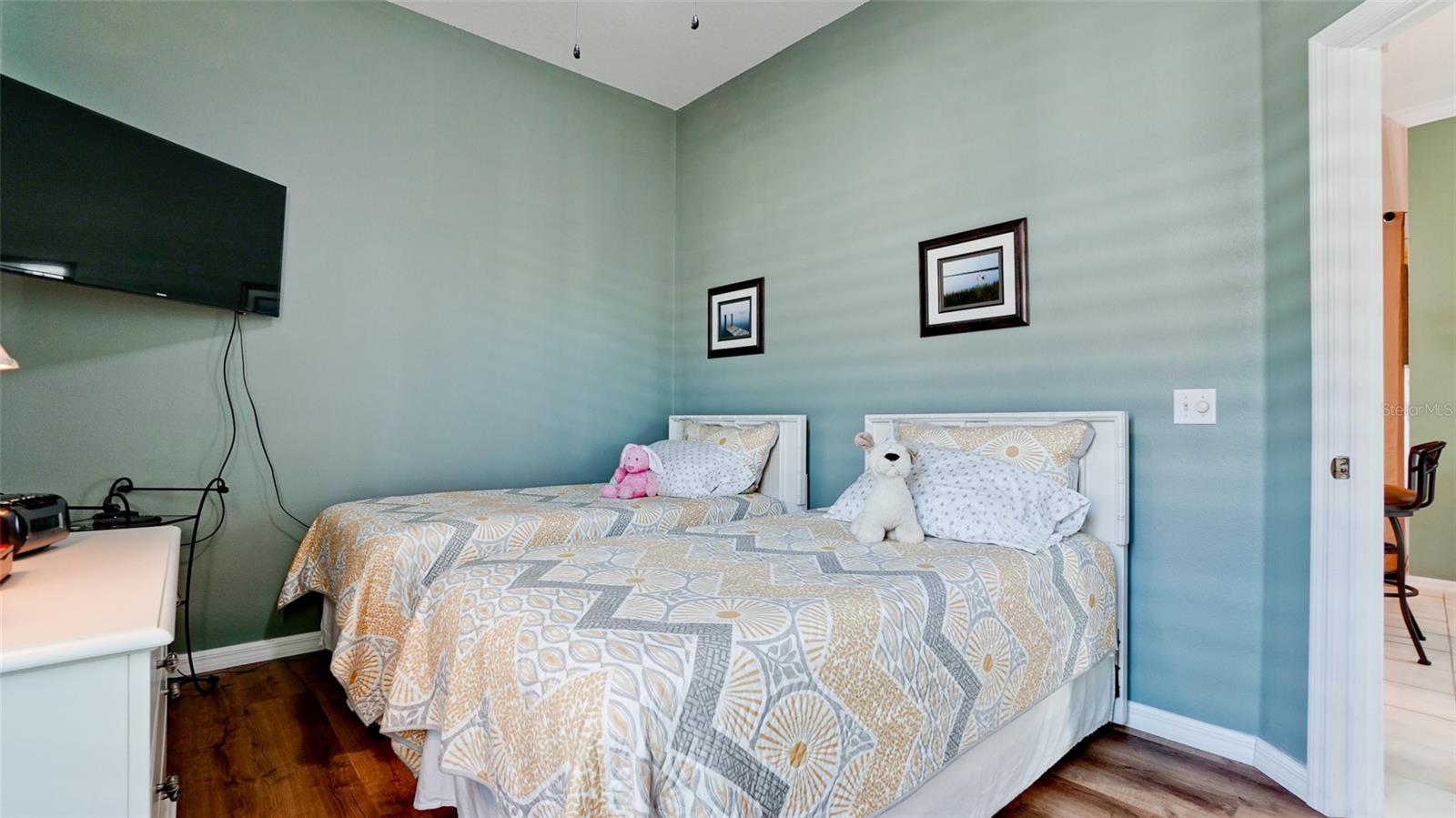 Image 29 of 52 For 5414 52nd Avenue W