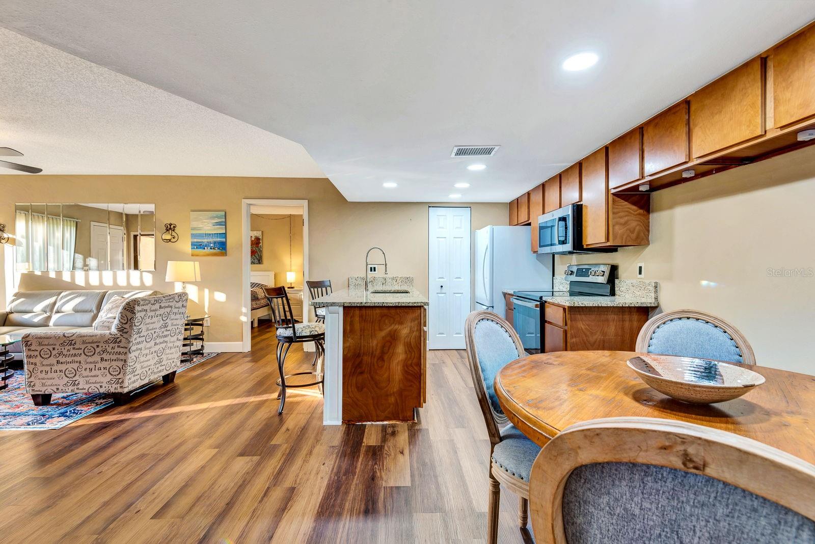 Image 11 of 45 For 2721 72nd Street Court W