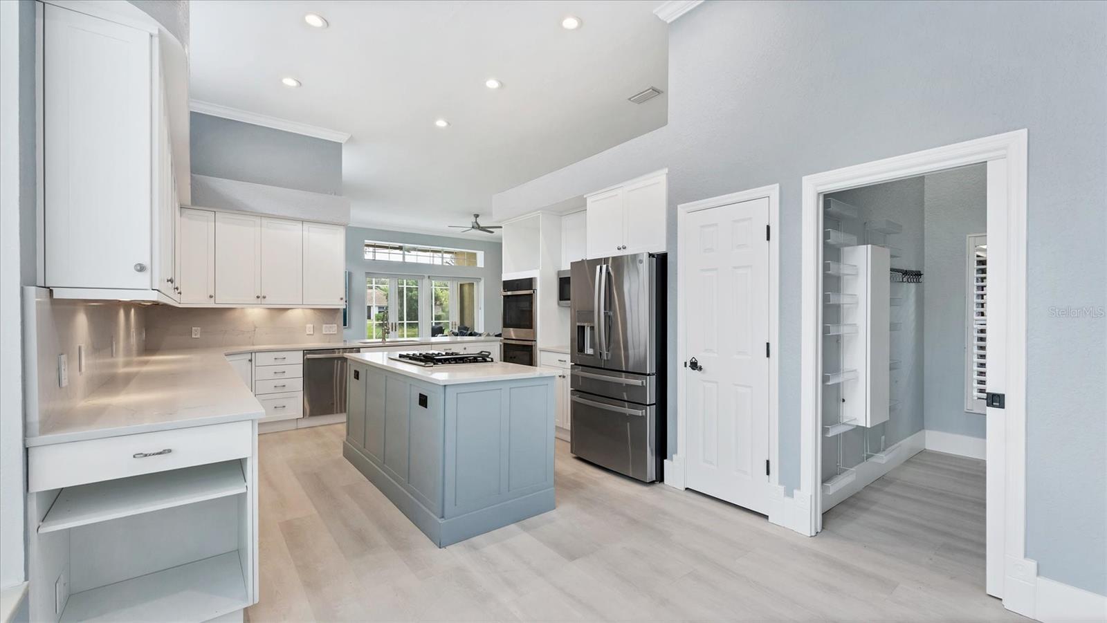 Image 16 of 60 For 7217 Churston Lane