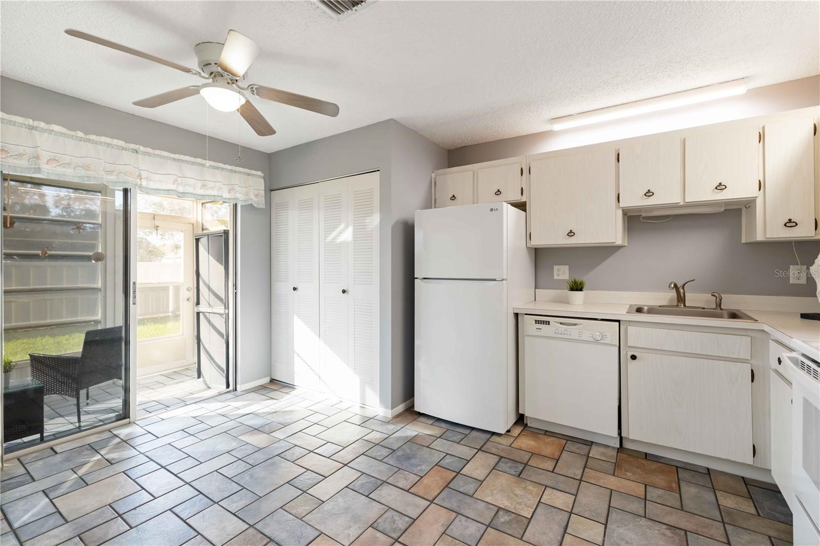 Image 11 of 34 For 4001 38th Avenue Drive W 4001