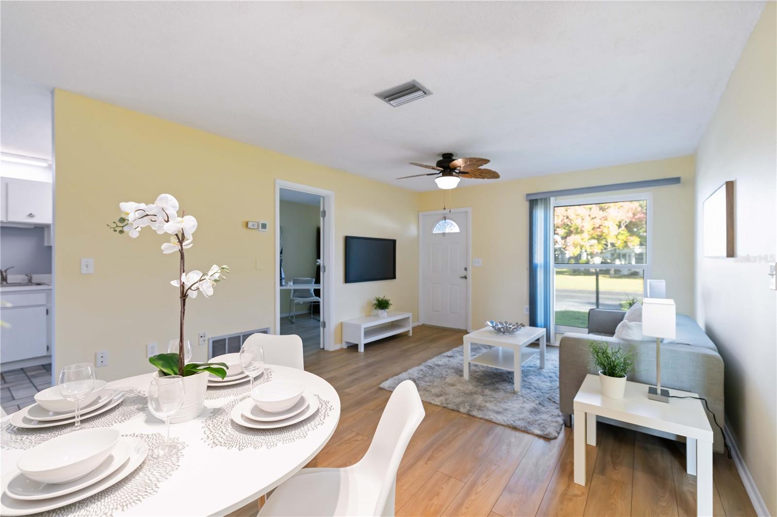 Image 5 of 34 For 4001 38th Avenue Drive W 4001