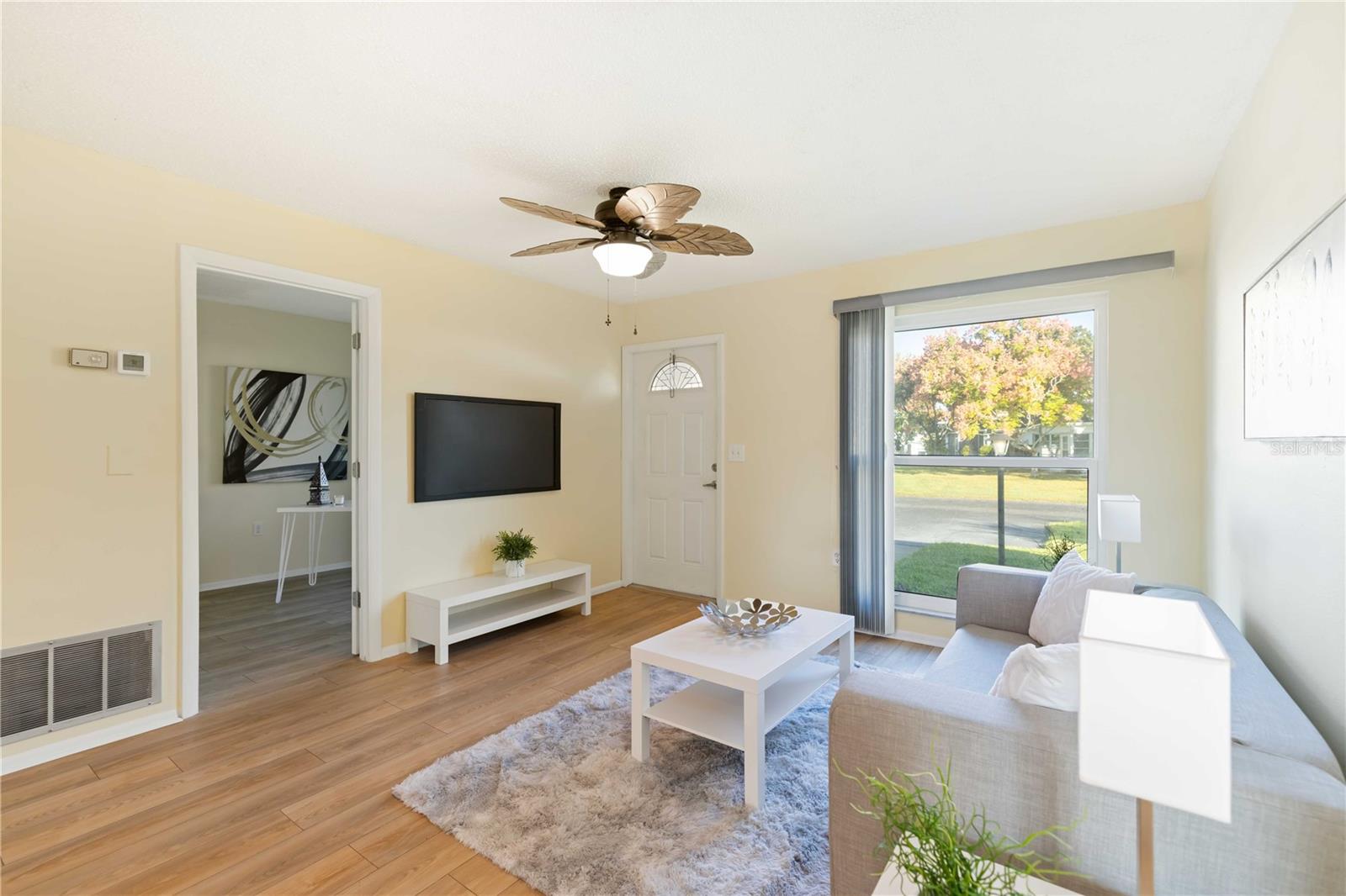 Image 6 of 34 For 4001 38th Avenue Drive W 4001