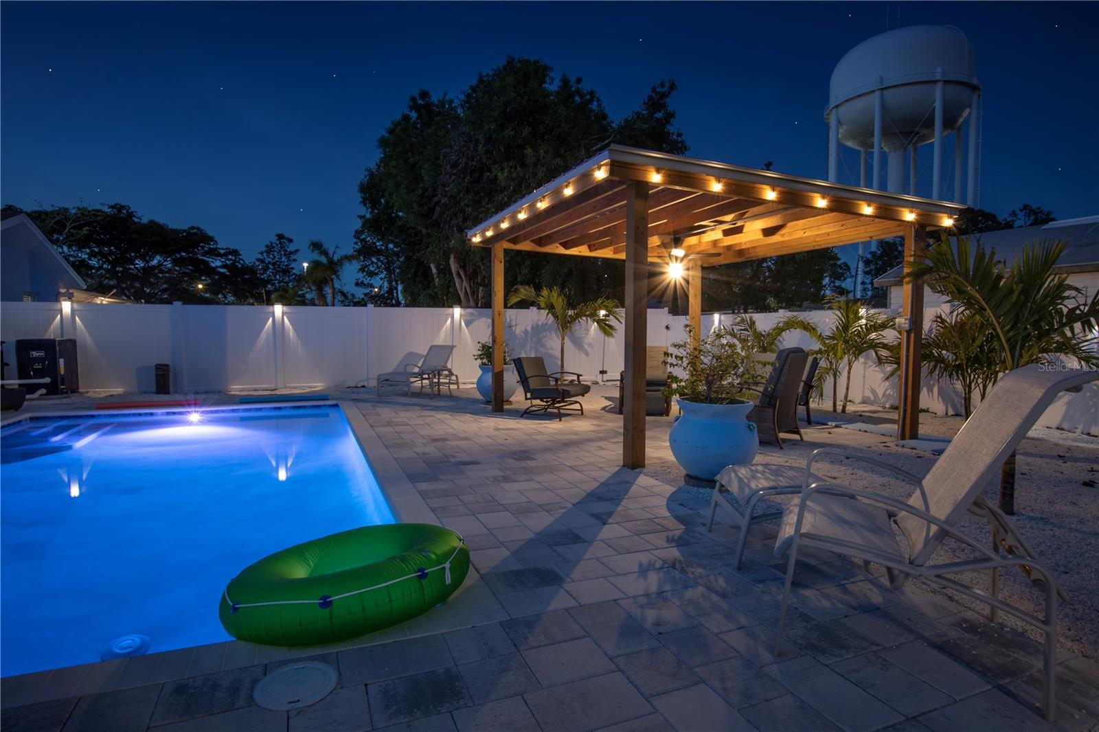 Image 37 of 57 For 4415 60th Street Court W