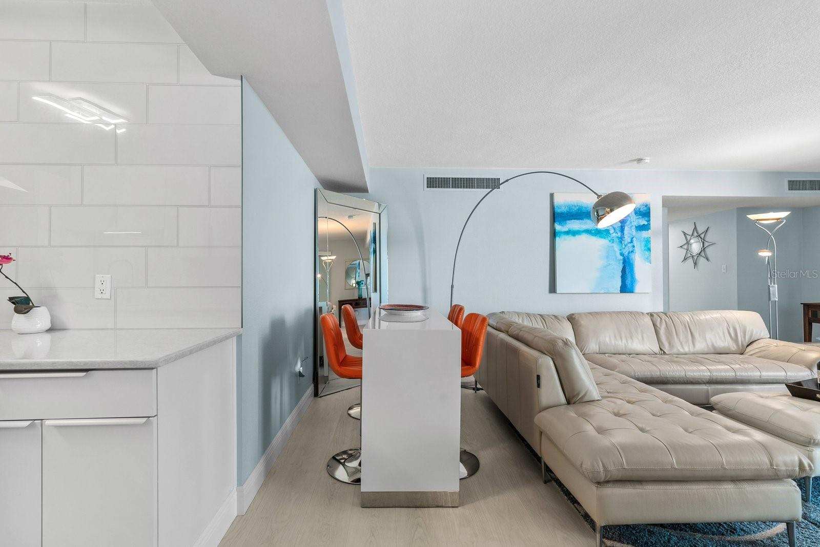 Image 11 of 56 For 4822 Ocean Boulevard 10e