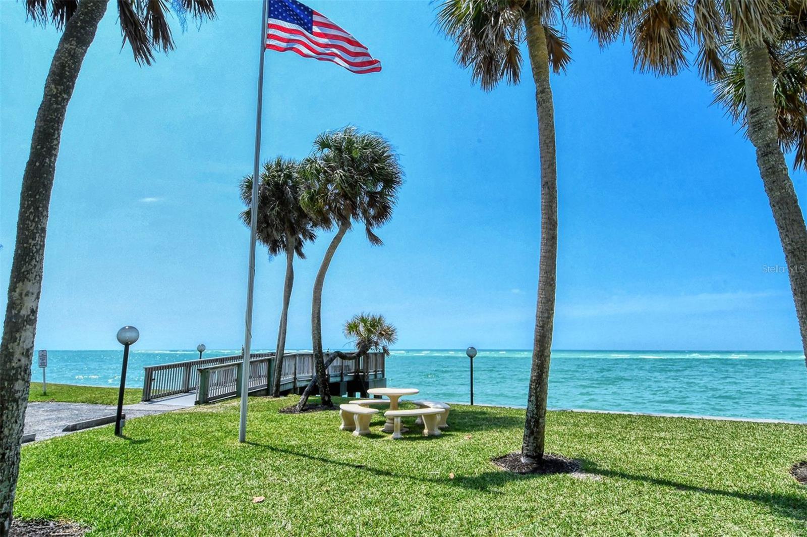 Image 32 of 56 For 4822 Ocean Boulevard 10e