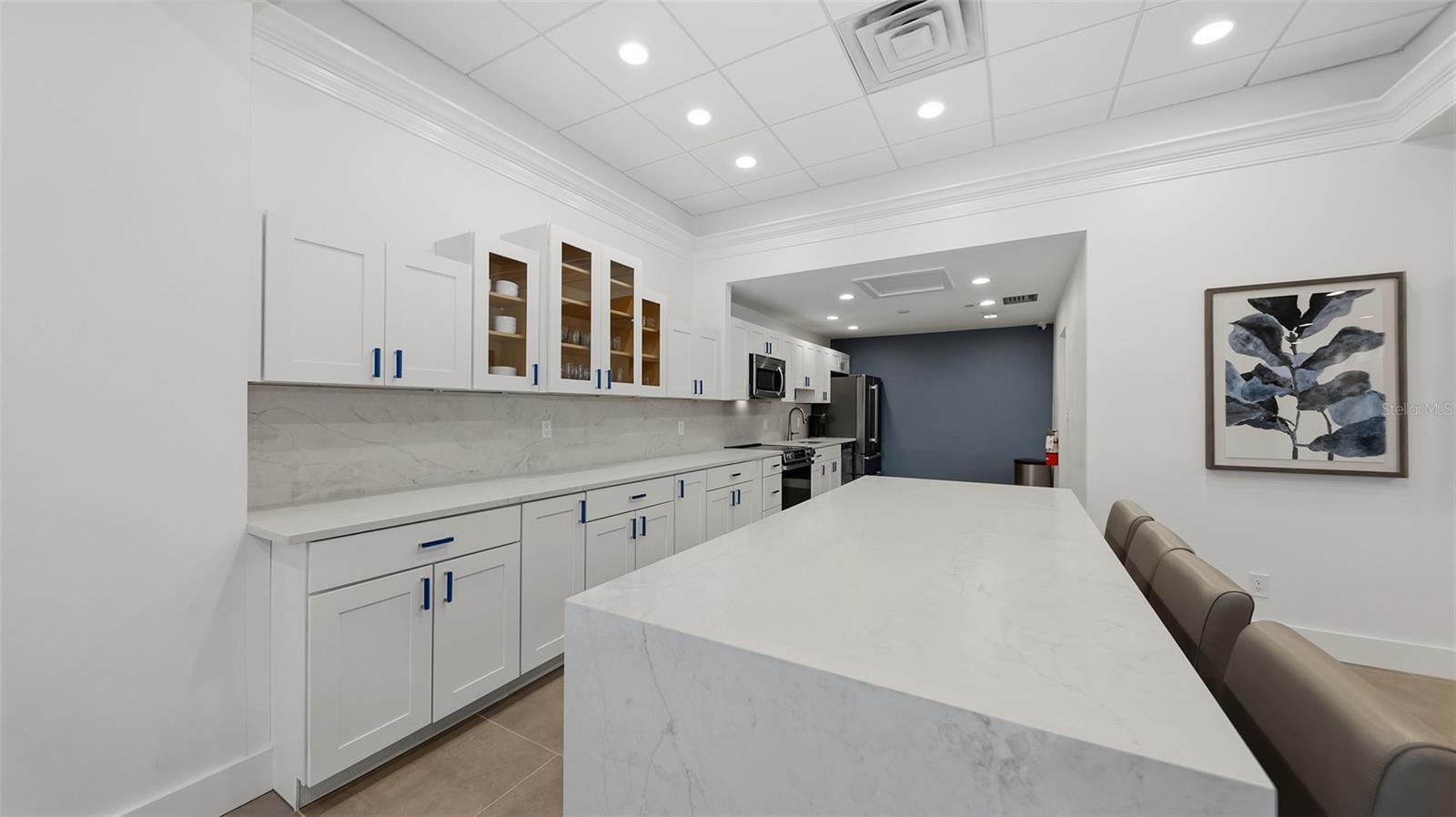 Image 46 of 56 For 4822 Ocean Boulevard 10e