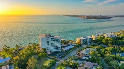 Image 54 of 56 For 4822 Ocean Boulevard 10e