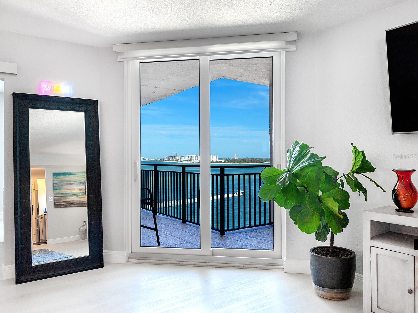 Image 7 of 56 For 4822 Ocean Boulevard 10e