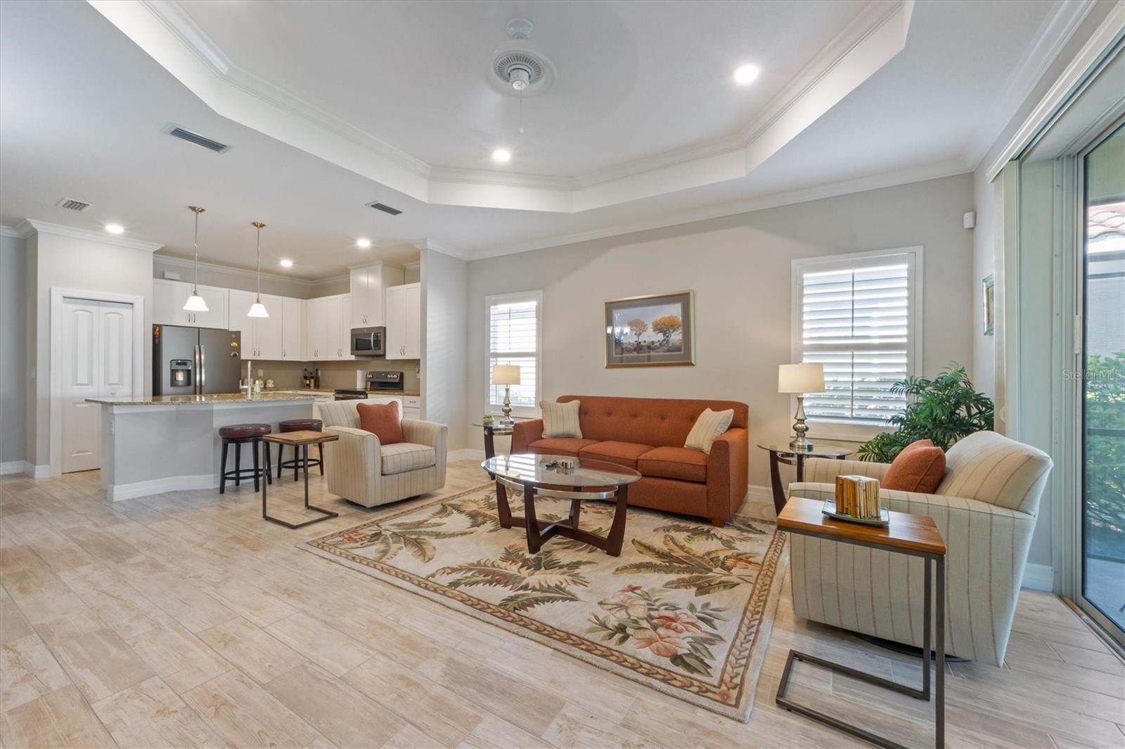 Image 21 of 37 For 7104 Playa Bella Drive