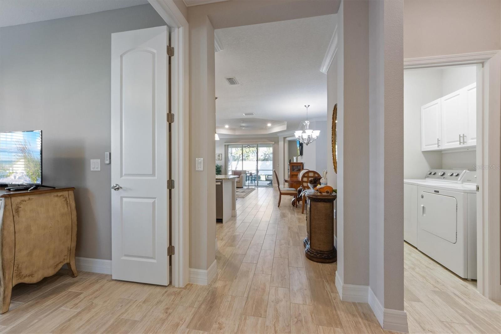 Image 6 of 37 For 7104 Playa Bella Drive