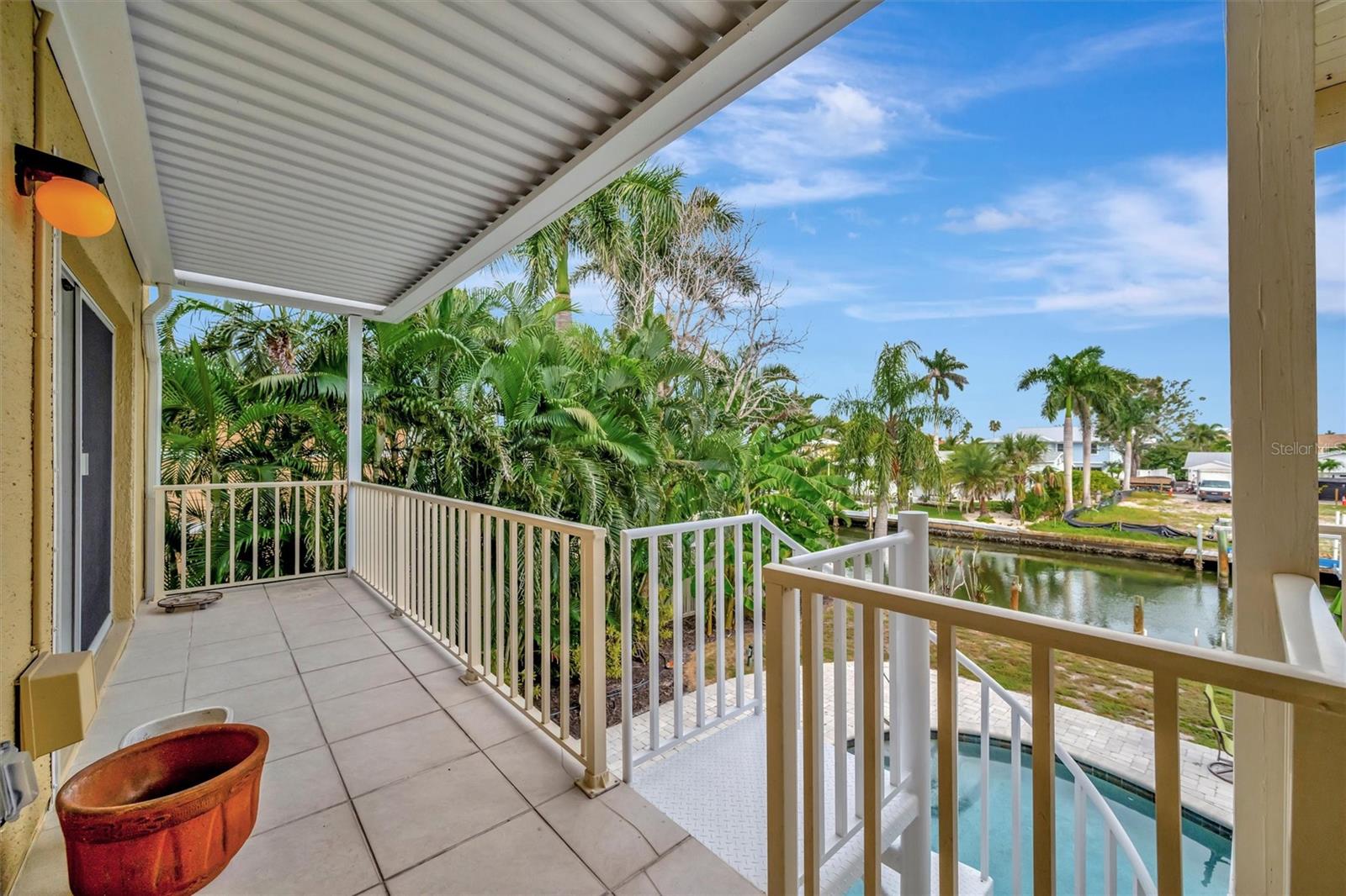 Image 15 of 73 For 614 Norton Street