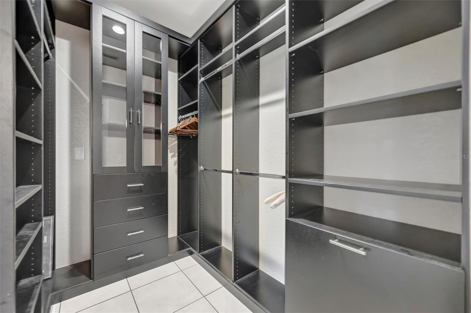 Image 58 of 73 For 614 Norton Street