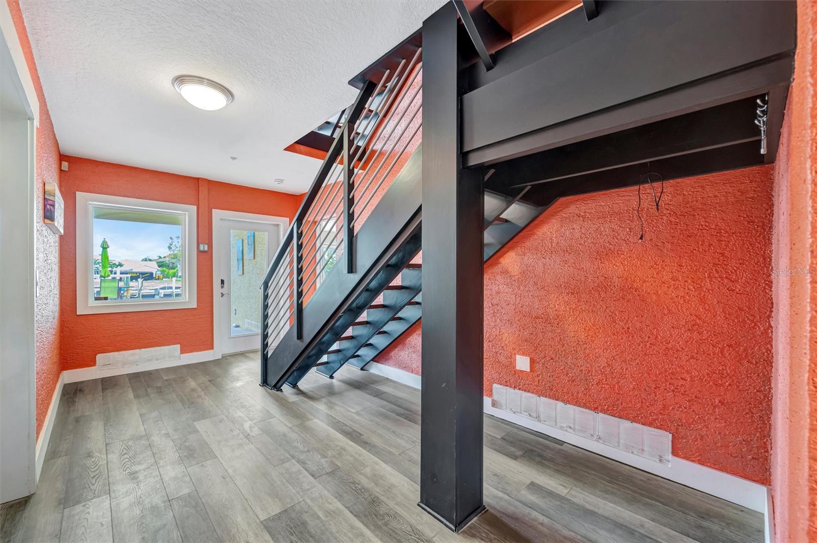 Image 6 of 73 For 614 Norton Street